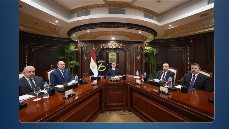 وزير الداخلية 