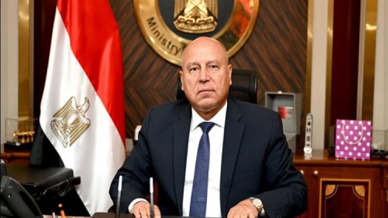  كامل الوزير وزير النقل