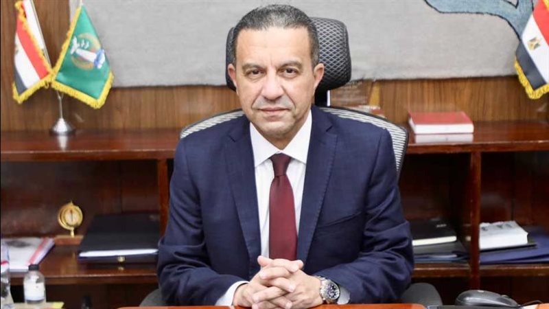 عمرو الغريب محافظ