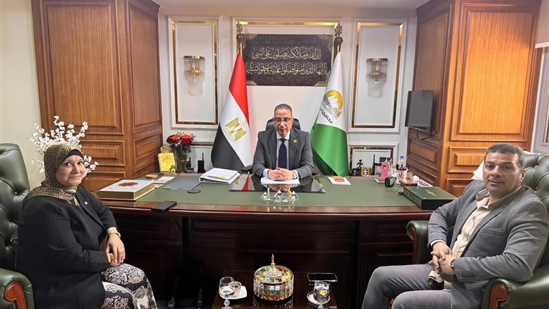 لقاء الدكتور أحمد