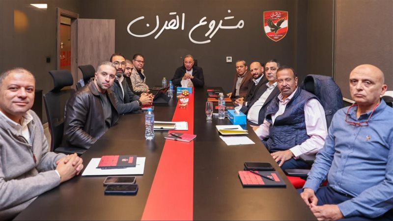 الخطيب يجتمع مع شركتي