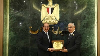 وزير المالية: «سك العملة» تسلمت 1218 كيلو جرامًا من الفضة لإعادة إنتاجها في إصدارات تذكارية لصالح الدولة