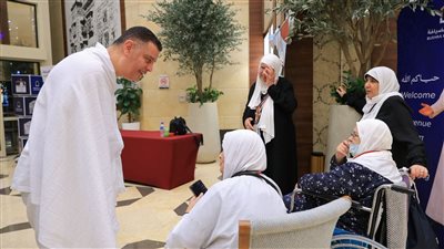  رئيس البعثة الرسمية لحج الجمعيات الأهلية يصل مكة المكرمة.. ويطمئن على توافر الخدمات للحجاج