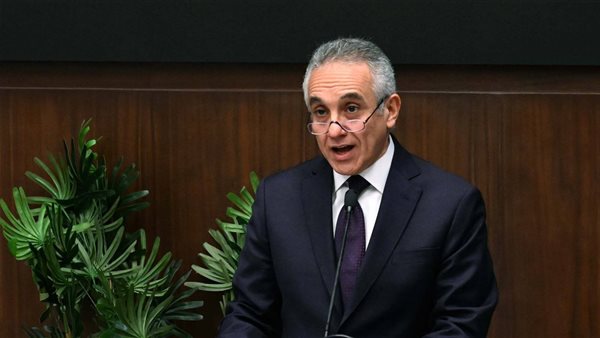 المستشار محمود حلمي الشريف، وزير العدل