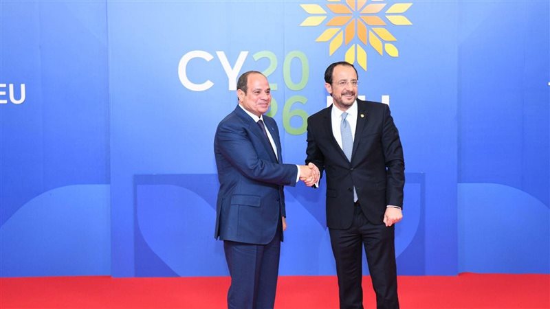 السيد الرئيس عبد