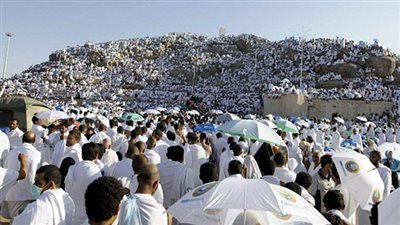 انطلاق موسم الحج السياحي والشركات تبدأ تلقي طلبات الراغبين بالحجز اليوم