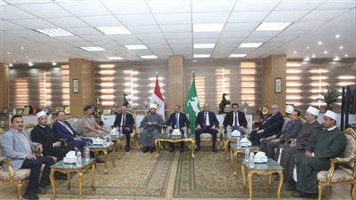 محافظ الشرقية يستقبل وزير الأوقاف وقيادات الدولة لمشاركة المحافظة احتفالاتها بعيدها القومي