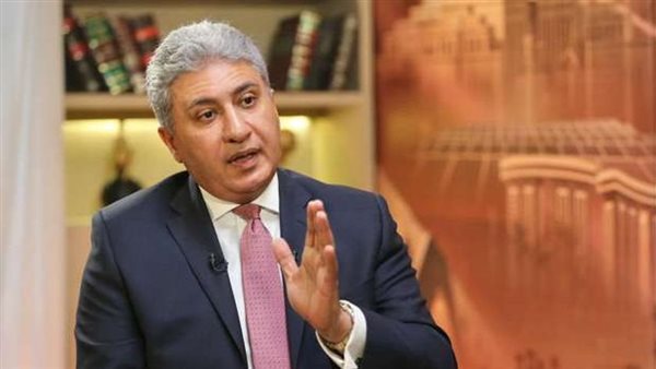  شريف فتحي وزير السياحة والآثار 