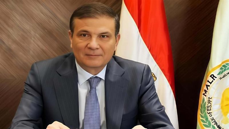  علاء فاروق وزير الزراعة واستصلاح الأراضى