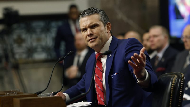 وزير الدفاع الأمريكي بيت هيجسيث